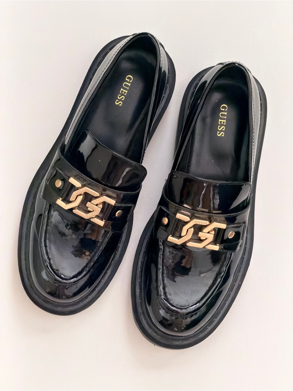 GUESS Keates Black Patent Lug Sole Loafers | Size 8